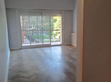 Departamento de 5 ambientes, Recoleta · Exclusivo Piso de 200 m² Frente a Plaza, Cochera en Recoleta.