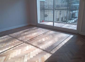 Departamento de 5 ambientes, Recoleta · Exclusivo Piso de 200 m² Frente a Plaza, Cochera en Recoleta.