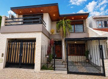 Casa de 5 ambientes, Villa Real · Venta de Casa 5 Ambientes en Villa Real, Capital Federal