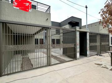 Departamento · 67m² · 3 Ambientes · 1 Cochera · Departamento en Venta en Acceso Sur y Paso