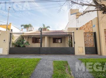 Casa · 470m² · 5 Ambientes · 2 Cocheras · Pedro de Vega 800. Casa en Venta