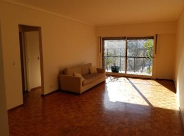 Departamento de 4 ambientes, Belgrano · Piso 4to Al Frente con Balcón, Todo Sol, Orientación Ne. Divino!