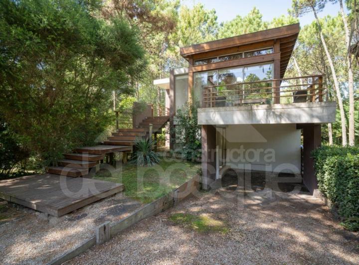 Casa · 195m² · 5 Ambientes