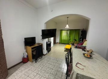 Casa · 80m² · 3 Ambientes · Casa en Alquiler | 3 Ambientes | Castelli 1797