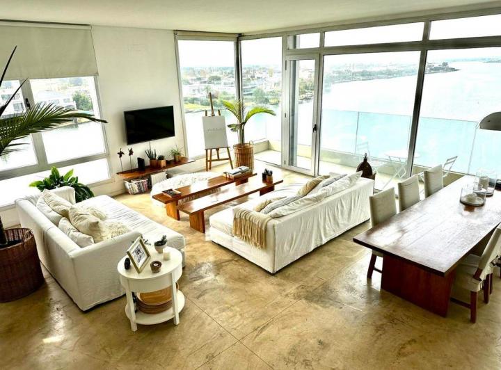 Departamento · 120m² · 3 Ambientes · 2 Cocheras