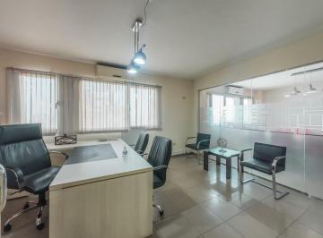 Oficina comercial · 7 Ambientes · 2 Cocheras · Oficina - Capital