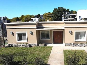 Casa · 178m² · 5 Ambientes · Casa en Venta - 4 Dorm. 3 Baños - Pinamar