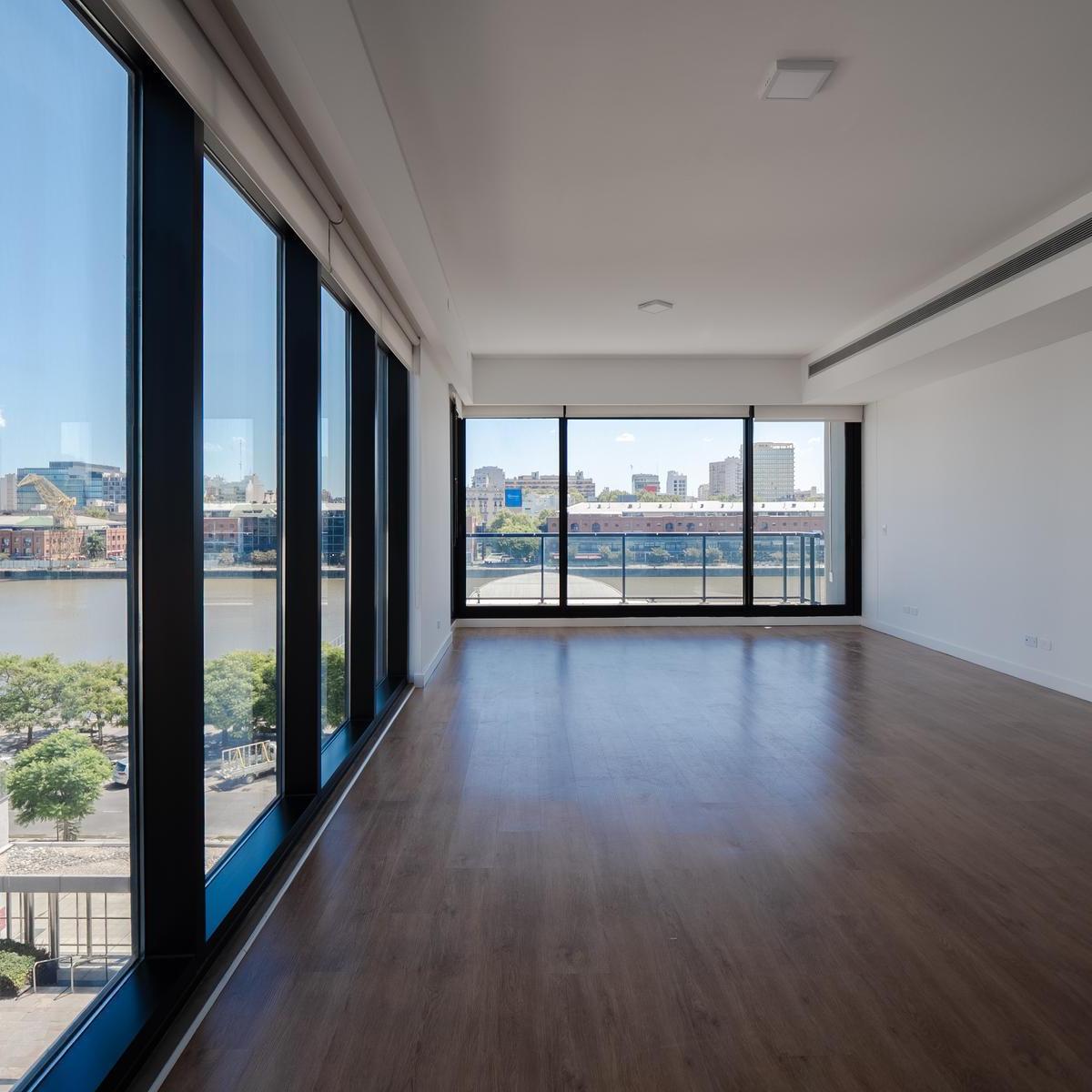 Venta Departamento 3 Ambientes - Cochera y Baulera - Link Tower - Puerto Madero
