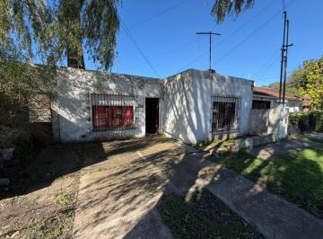 Casa · 87m² · 3 Ambientes · Casa 3 Ambientes a Reciclar - Barrio Las Heras