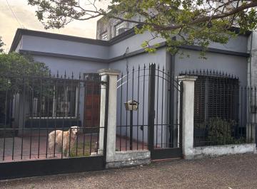 Casa de 5 ambientes, Ituzaingó · Dueño Vende Casa a m de La Estación de Ituzaingó Sobre Lote Propio