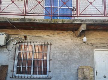 Casa de 6 ambientes, La Matanza · Oportunidad! Casa 2 Pisos + Quincho/local