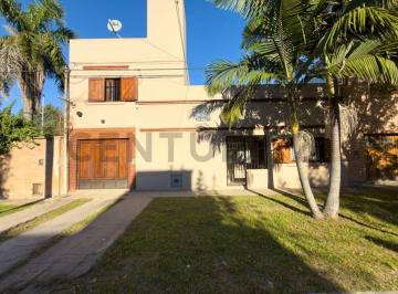 Casa · 120m² · 5 Ambientes · 1 Cochera · Casa en Venta en La Plata