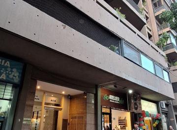 Departamento · 200m² · 1 Cochera · Departamento - Centro
