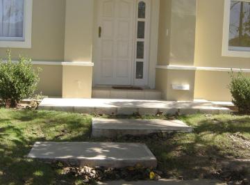 Casa de 7 ambientes, Córdoba · Valle Escondido "El Balcón" de 3 Dorm. Suite$3.100.000