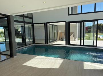 Casa · 600m² · 4 Dormitorios · Casa - Tierras del Mar