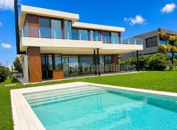 Casa · 400m² · 8 Ambientes · 4 Cocheras · Casa en Venta en Virazon Al Lago Central