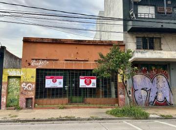 Local comercial , San Isidro · Local Comercial Hipolito Yrigoyen 1038 en Lote Propio Salida a 2 Calles