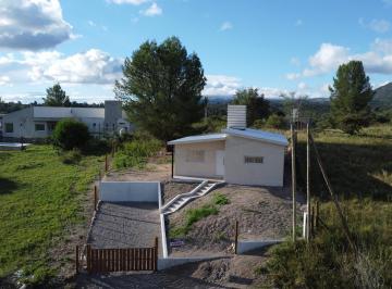 Casa · 75m² · 3 Ambientes · 1 Cochera · Casa a Estrenar en Venta en Villa Giargino