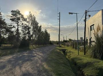 Terreno · 711m² · Lote Interno en Venta en Barrio La Chiquita Calle 135 y 446, City Bell