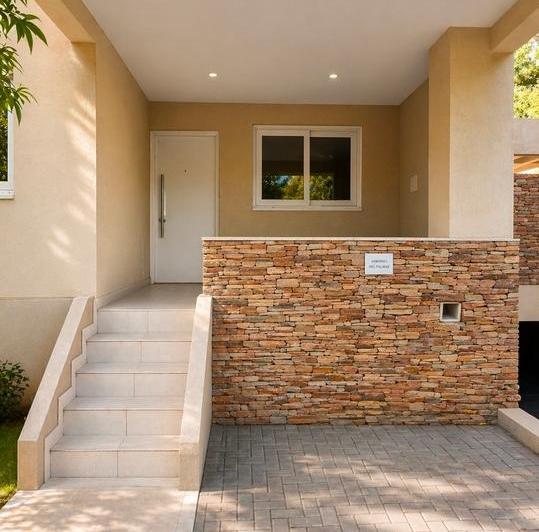 Casa · 305m² · 5 Ambientes · 1 Cochera