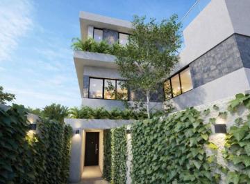 Casa · 156m² · 5 Ambientes · Venta - Casa de Pasillo con Tres Dorm., Quincho y Terraza Exclusiva. Lourdes, Rosario