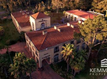 Hotel · 6500m² · Oportunidad Ex Hotel en Punta del Este