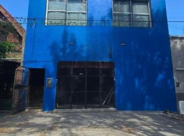 Bodega-Galpón · 356m² · Amplio Galpón Desarrollado en Dos Plantas