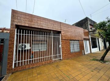 Casa · 120m² · 3 Ambientes · 2 Cocheras · Casa en Ciudad Madero