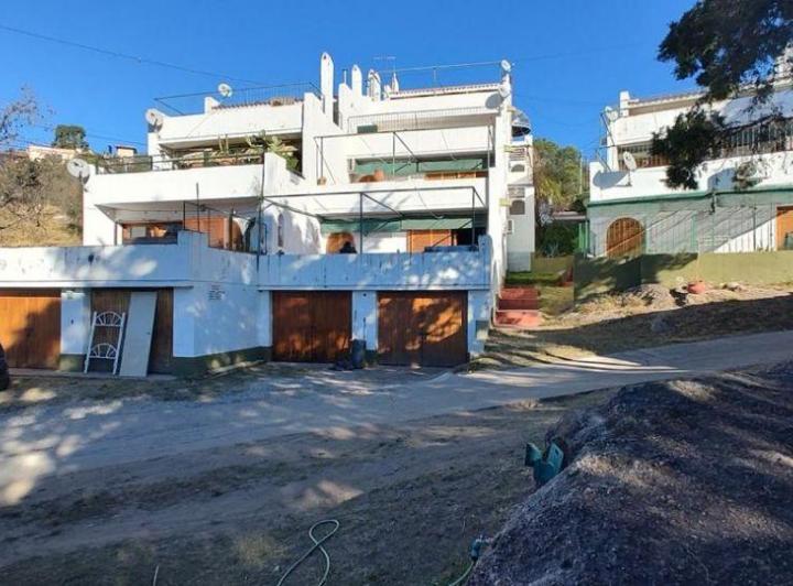 Casa · 53m² · 3 Ambientes · 1 Cochera
