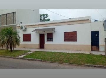 Casa de 5 ambientes, Santo Tomé · Casa en Centro de Santo Tome