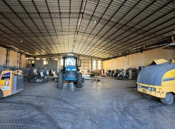 Bodega-Galpón · 1000m² · 1 Ambiente · Galpón en Alquiler en Córdoba Zona Sur
