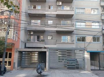OMP-OMP-5342_2 · Departamento 2 Ambientes, Balcon. Frente. Caseros Centro