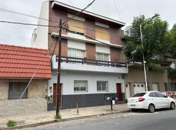 Casa · 9 Ambientes · Propiedad en Block, 9 Unidades, Piñeyro. Inversión con Renta