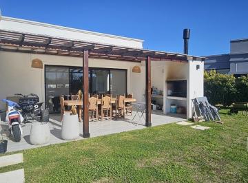 galería · Casa en San Ramiro, Pilar del Este