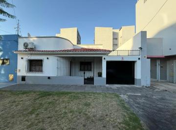 SER-SER-5100_2 · Casa en Venta de 3 Ambientes en Bernal