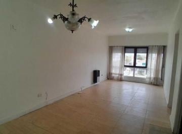 Departamento · 65m² · 4 Ambientes · 1 Cochera · Departamento en Las Lilas