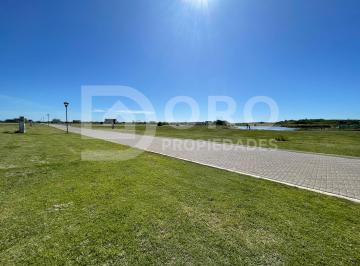 Terreno , Berazategui · Lote Perimetral con Vista a La Laguna - Barrio Elcano - Pueblos del Plata