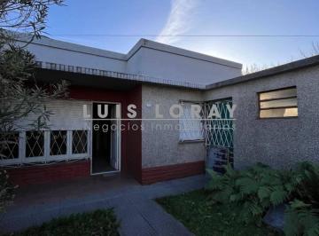 LNI-LNI-513_2 · Casa de Estilo Americana en Ubicación Céntrica, a 200 m de Av Tomás E