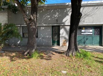 Local comercial de 1 ambiente, La Plata · Local / Galpón / Oficina en Venta – Av 122, La Plata