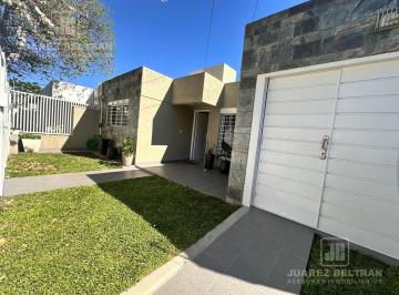Casa · 210m² · 6 Ambientes · 1 Cochera · Casa 3 Dorm. en Venta | B° Granja de Funes