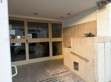 Departamento · 34m² · 2 Ambientes · Muy Buen Departamento 2 Ambientes con Balcón en Ramos Mejía