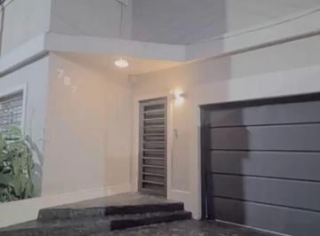 Casa de 5 ambientes, Morón · Se Vende Casa en Villa Sarmiento. Moron.