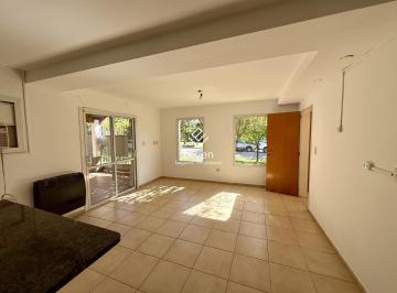 Casa · 180m² · 6 Ambientes · 3 Cocheras · Casa en Venta 3 Dorm. Barrio Cerrado Villa Allende