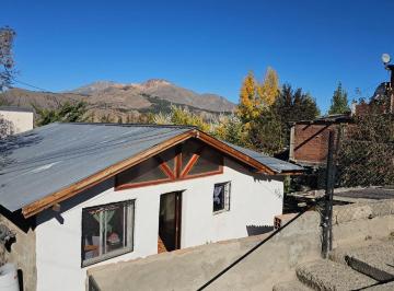 Casa de 4 ambientes, Esquel · Casa de 83 m² en Calle Roberts