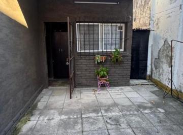 Casa · 76m² · 3 Ambientes · 2 Cocheras · Hermosa Casa en San Isidro en Venta