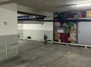 Garage · 10m² · Venta Cochera Fija Cubierta con Baulera 1er. Ss. Ss Zona Tribunales
