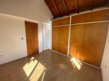 Casa de 3 ambientes, La Plata · Dúplex en Alquiler - Tolosa, Calle 30 E/ 529 y 530