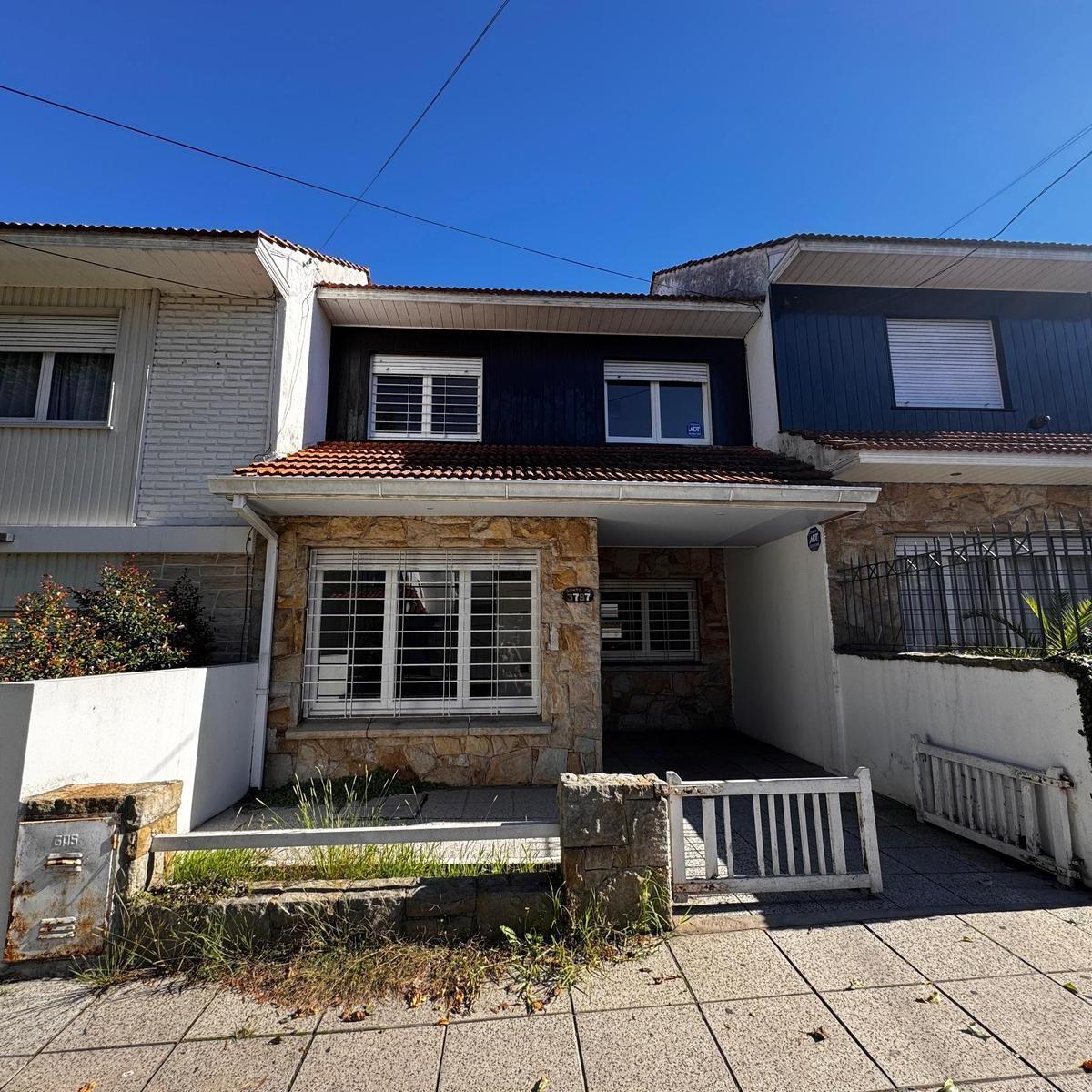 3 Ambientes Santa Fe  al 3700,  Chauvín, Mar del Plata