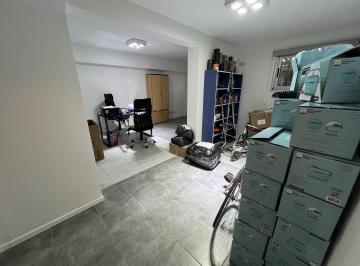 Departamento · 50m² · 3 Ambientes · 1 Cochera · Alquiler: Oficina Pb, Apto Profesional/comercial, Piscina, Solarium, Sum, Parrilla, Laundry.