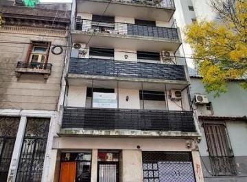 Departamento · 33m² · 1 Ambiente · Venta Monoambiente Balvanera con Patio